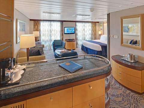 Navigator of the Seas Grand Suite - 1 bedroom (GS) photo 2 of 2