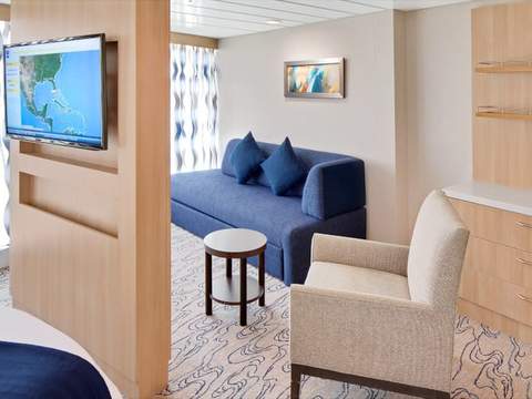 Navigator of the Seas Spacious Panoramic Ocean View (1L) cabin, photo 7 of 9 Navigator of the Seas Spacious Panoramic Ocean View (1L) cabin, photo 7 of 9