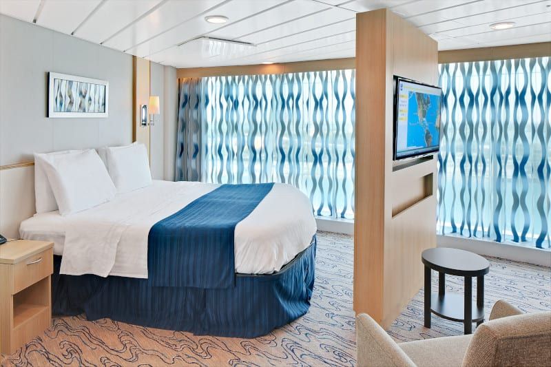 Navigator of the Seas Spacious Panoramic Ocean View (1L) cabin, photo 8 of 9