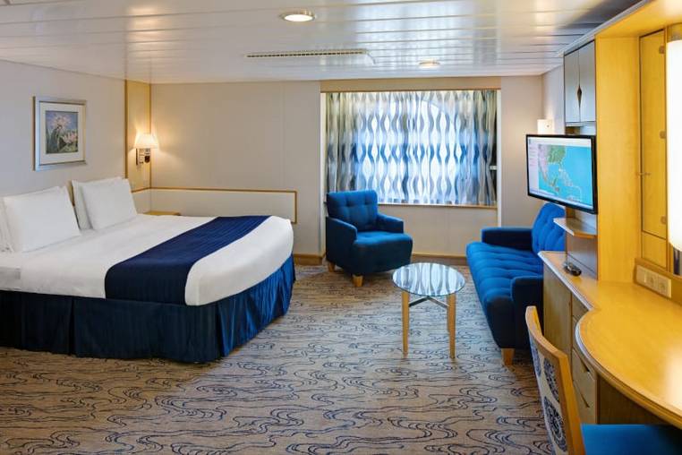 Navigator of the Seas Ocean View - Accessible (2N) cabin, photo 4 of 4