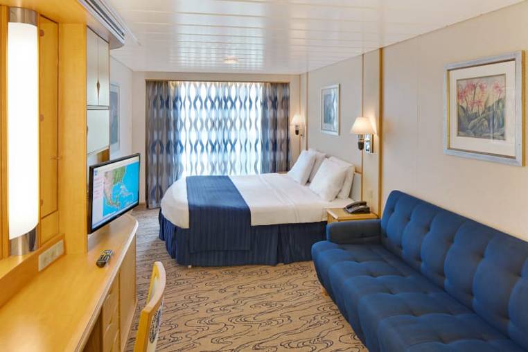Navigator of the Seas Spacious Ocean View Balcony (3B) cabin, photo 4 of 4
