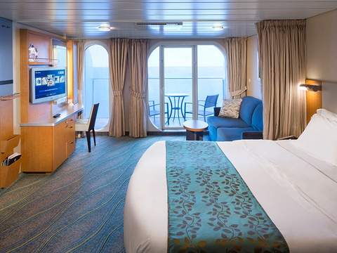Oasis of the Seas Ultra Spacious Ocean View with Large Balcony (1A) cabin, photo 1 of 3