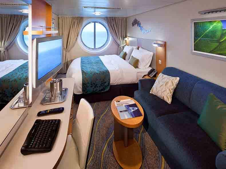 Oasis of the Seas Ocean View (2N) cabin, photo 1 of 2