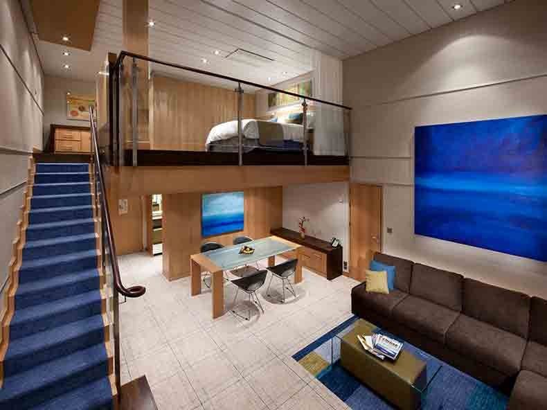 Oasis of the Seas Star Loft Suite (TL) living area