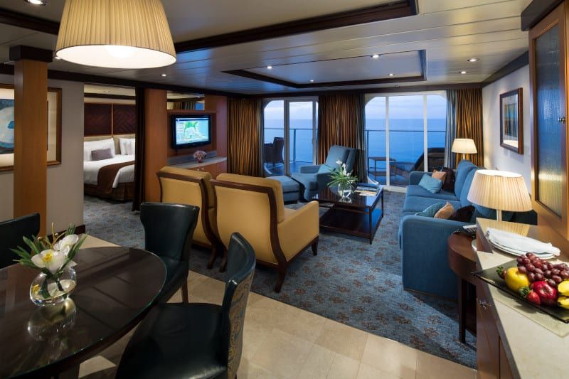 Oasis of the Seas Owner's Suite - 1 Bedroom (OS) living area, photo 4 of 4