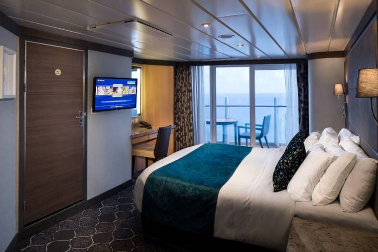 Oasis of the Seas Spacious AquaTheater Suite - 1 Bedroom (A3) bedroom, photo 3 of 4