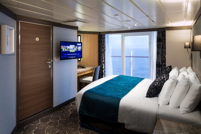 Oasis of the Seas Spacious AquaTheater Suite - 1 Bedroom (A3) bedroom, photo 4 of 4