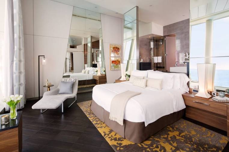 Oasis of the Seas Owner’s Panoramic Suite - 1 Bedroom (OP) bedroom