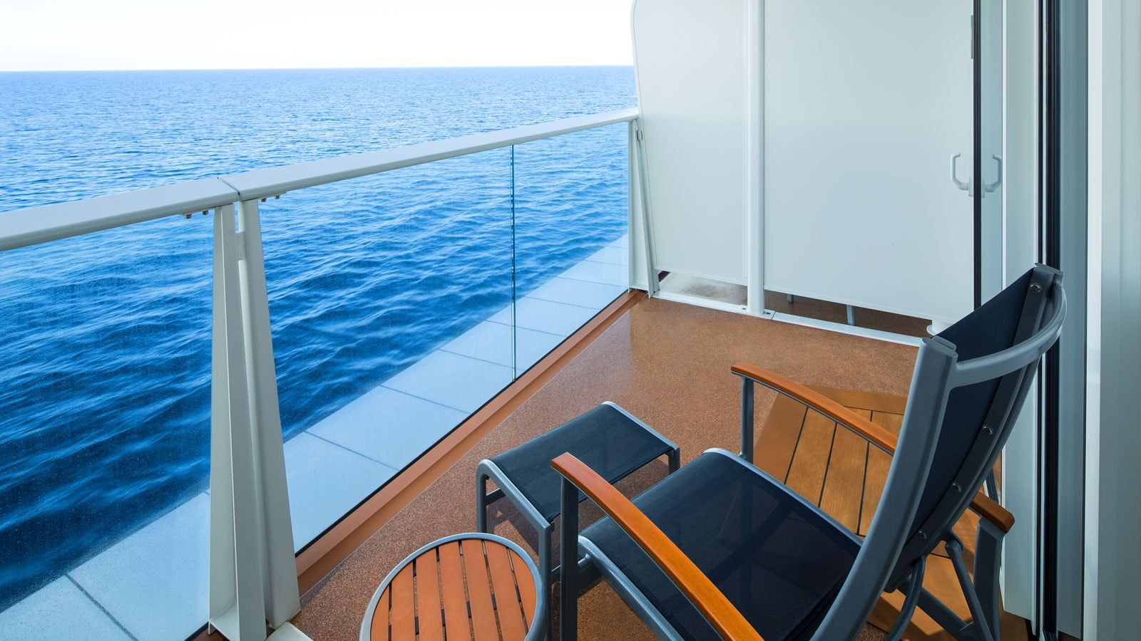 Odyssey of the Seas Ocean View Balcony (4D) balcony
