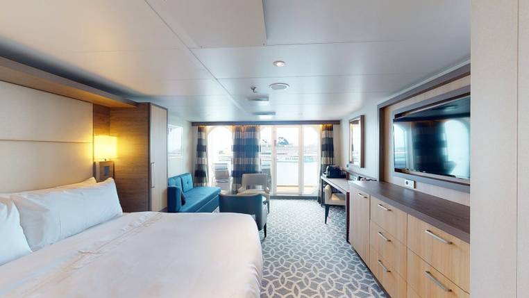 Odyssey of the Seas Junior Suite (J4) cabin, photo 1 of 4