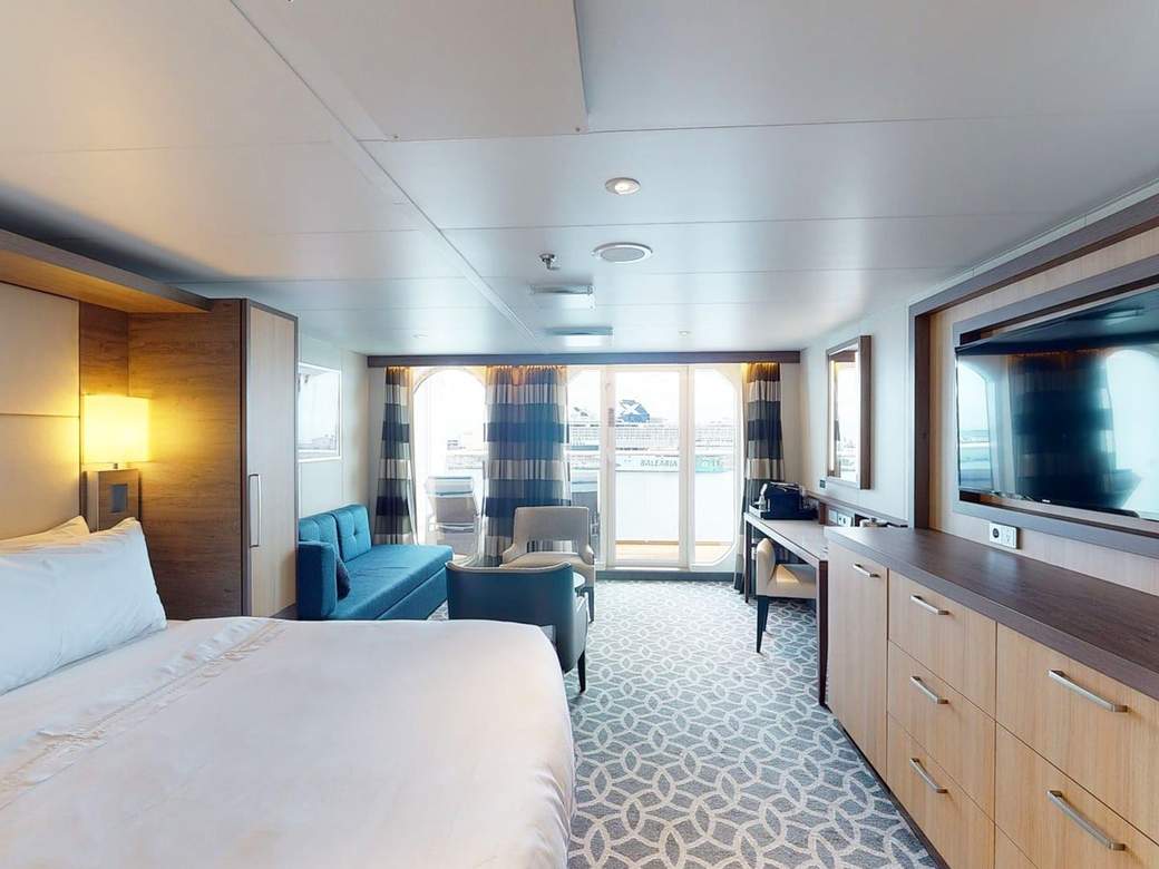 Odyssey of the Seas Junior Suite (J4) cabin, photo 1 of 4 Odyssey of the Seas Junior Suite (J4) cabin, photo 1 of 4
