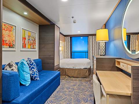 Quantum of the Seas Connecting Interior (CI) cabin, photo 3 of 3