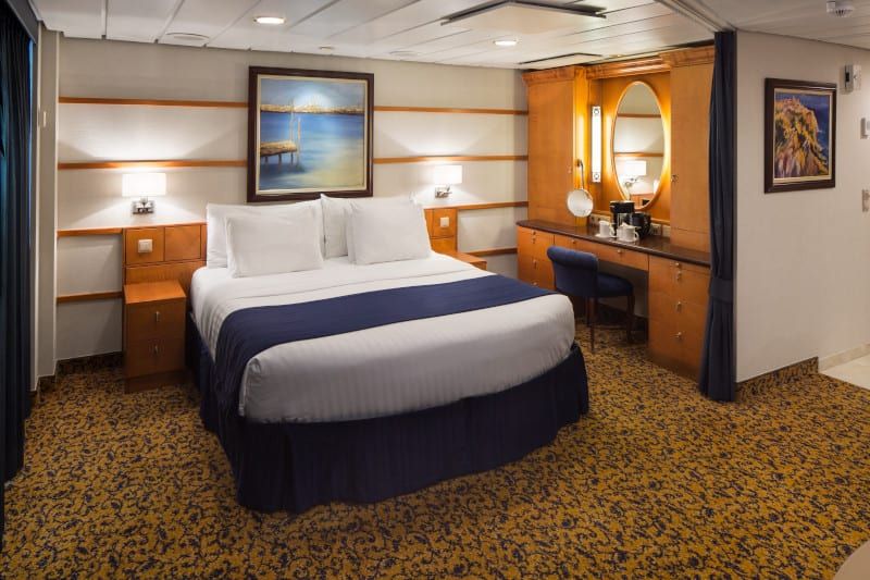 Radiance of the Seas Grand Suite - 1 Bedroom (GS) bedroom, photo 3 of 3