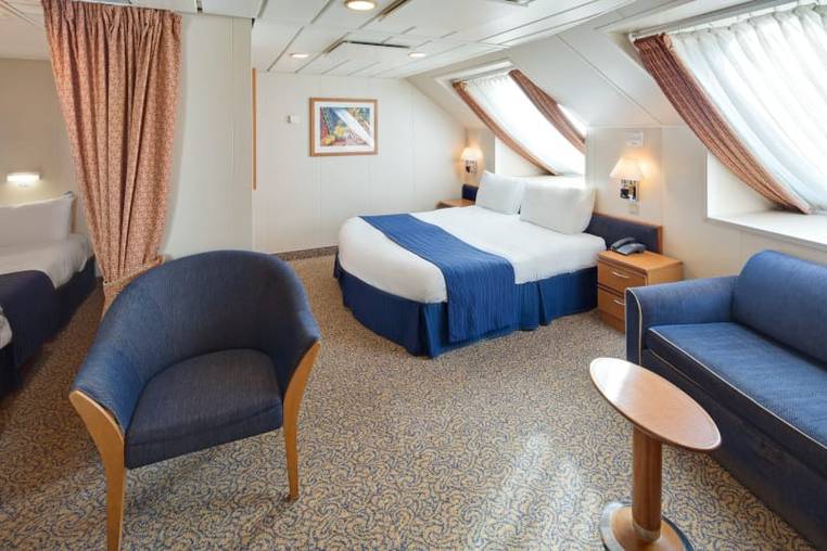 Radiance of the Seas Ultra Spacious Ocean View (1K) cabin, photo 3 of 3