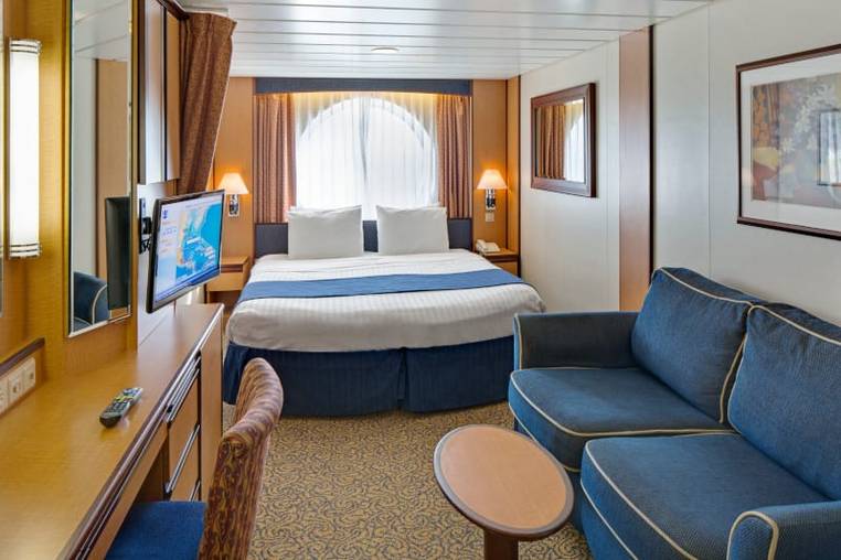 Serenade of the Seas Spacious Ocean View (4M) cabin, photo 3 of 3