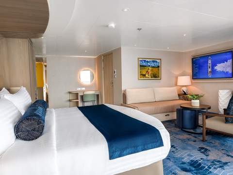 Star of the Seas Sunset Corner Suite (SN) bedroom, photo 3 of 5