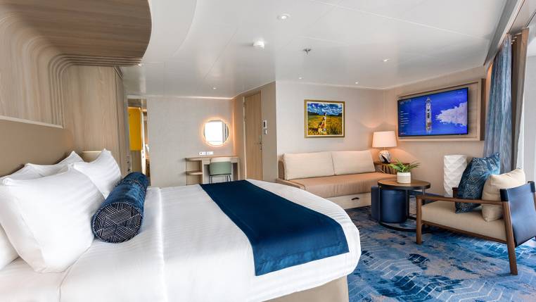 Star of the Seas Sunset Corner Suite (SN) bedroom, photo 3 of 5