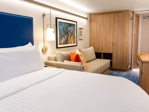 Star of the Seas Surfside Family View Interior (T5) cabin, photo 2 of 4