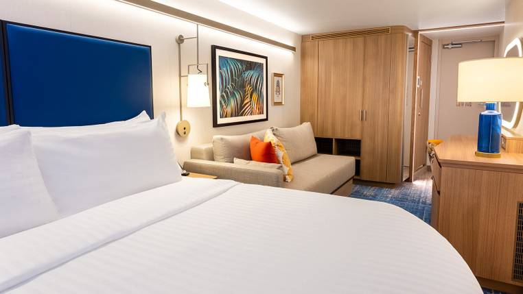 Star of the Seas Surfside Family View Interior (T5) cabin, photo 2 of 4