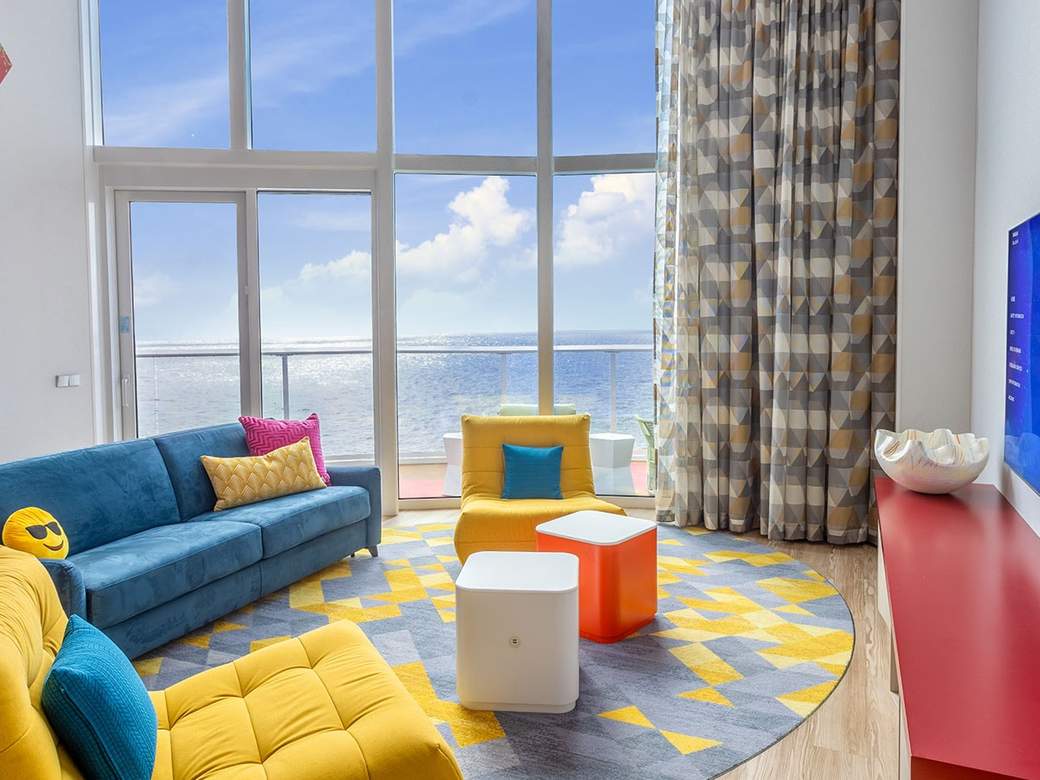Star of the Seas Ultimate Family Townhouse (UL) living area, photo 1 of 13