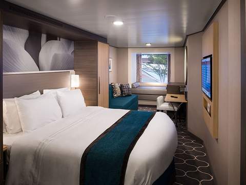 Symphony of the Seas Central Park View Interior (2S) cabin, photo 1 of 2