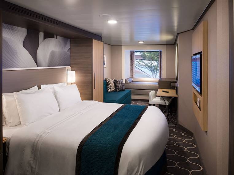 Symphony of the Seas Central Park View Interior (2S) cabin, photo 1 of 2