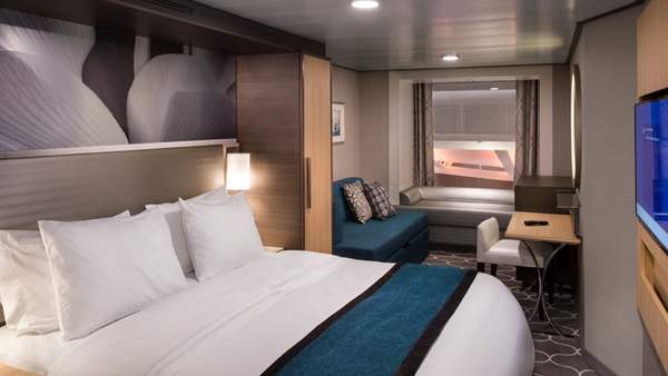 Symphony of the Seas Promenade View Interior (2T) cabin, photo 1 of 3