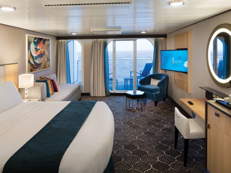 Symphony of the Seas Junior Suite (J3) cabin, photo 1 of 4