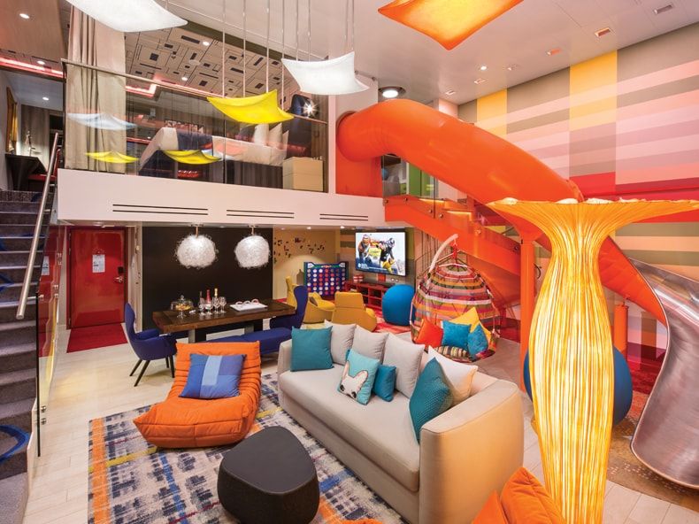 Symphony of the Seas Ultimate Family Suite (US) living area, photo 1 of 12