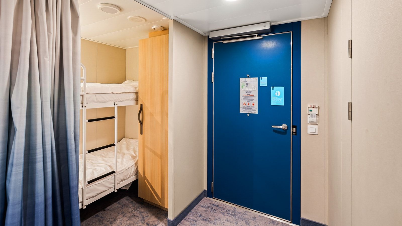 Utopia of the Seas Ultra Spacious Ocean View with Large Balcony (1A) cabin, photo 3 of 4