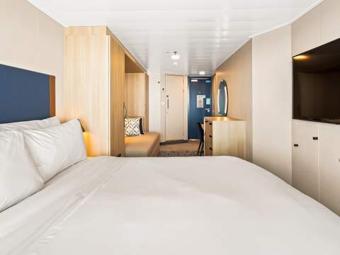 Utopia of the Seas Ocean View with Large Balcony (1C) cabin, photo 2 of 3