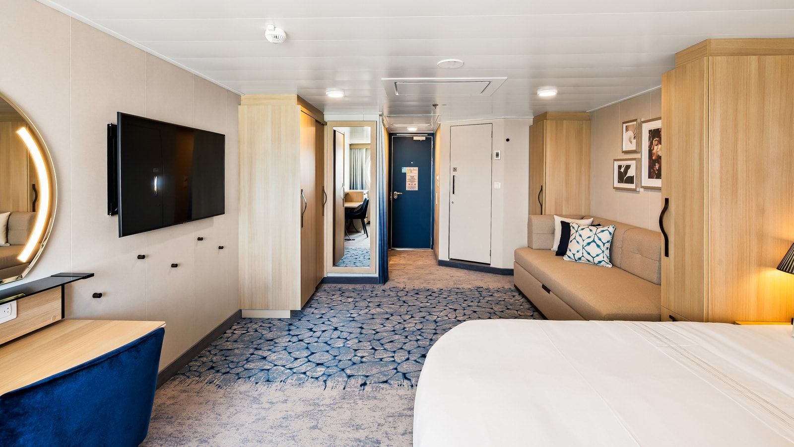 Utopia of the Seas Ultra Spacious Ocean View (1K) cabin, photo 2 of 4
