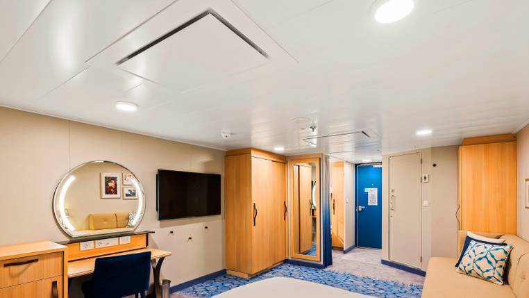 Utopia of the Seas Spacious Interior (1R) cabin, photo 1 of 4