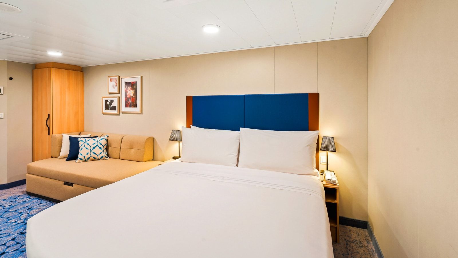 Utopia of the Seas Spacious Interior (1R) cabin, photo 2 of 4