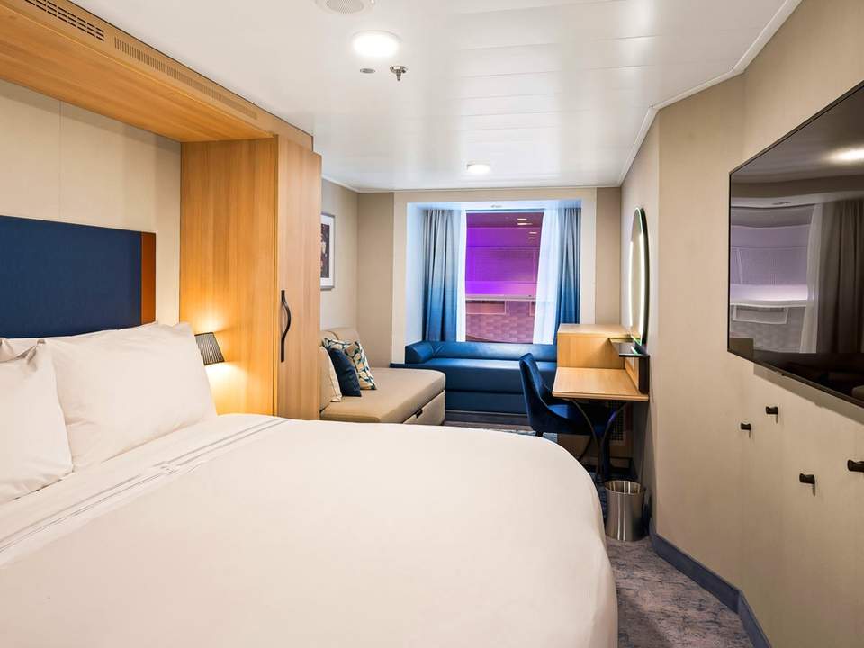 Utopia of the Seas Promenade View Interior (2T) cabin, photo 1 of 5