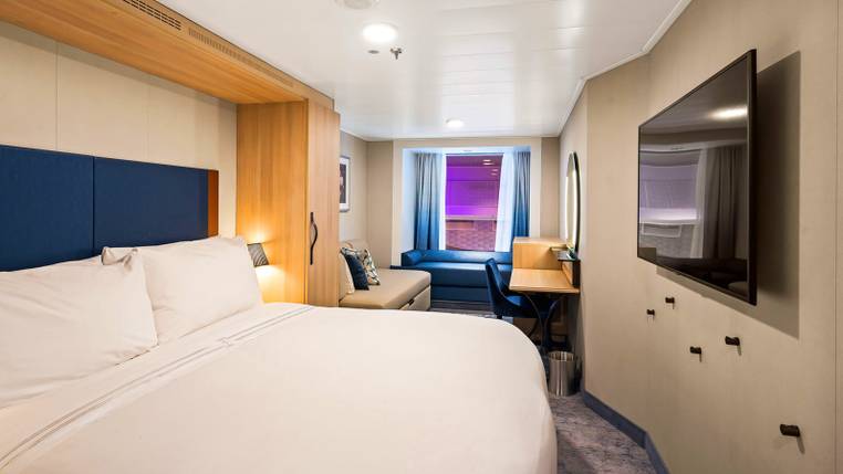 Utopia of the Seas Promenade View Interior (2T) cabin, photo 1 of 5