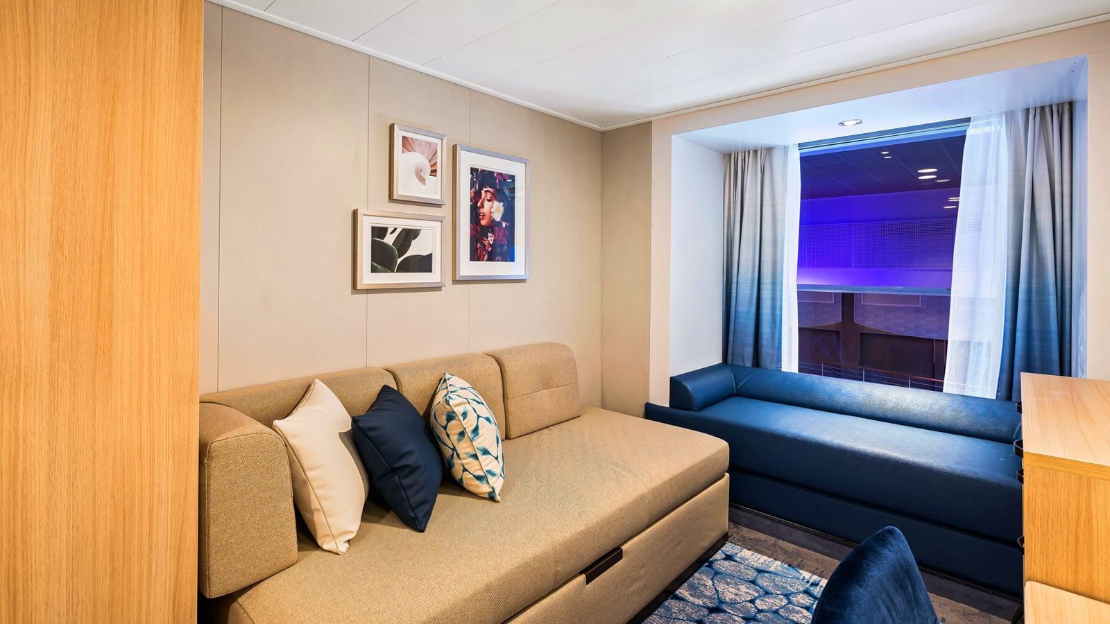 Utopia of the Seas Promenade View Interior (2T) cabin, photo 3 of 5