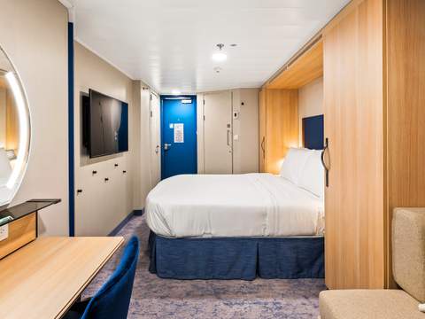 Wonder of the Seas Interior with Virtual Balcony (4U) cabin, photo 2 of 6