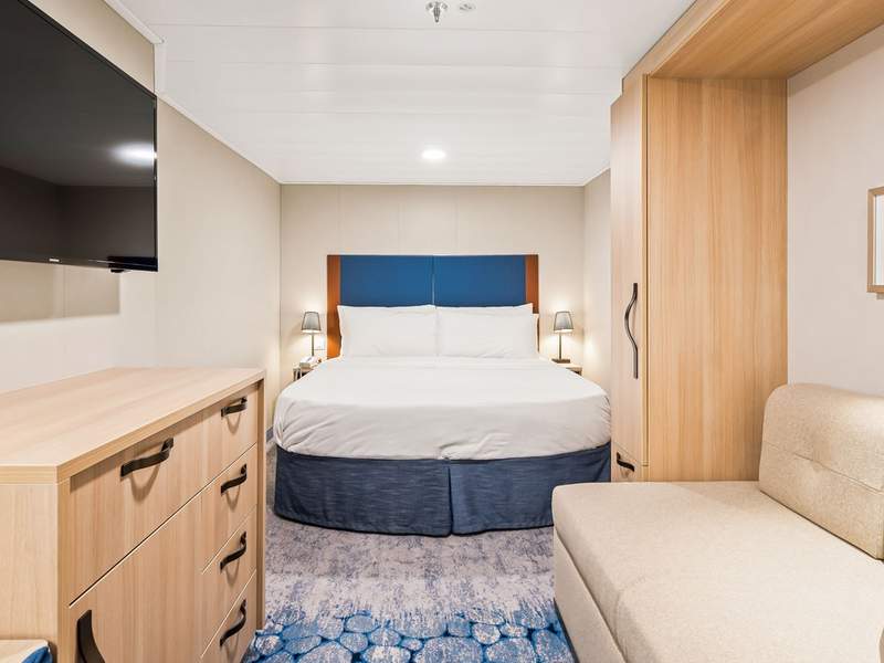Utopia of the Seas Interior (4V) cabin, photo 1 of 3