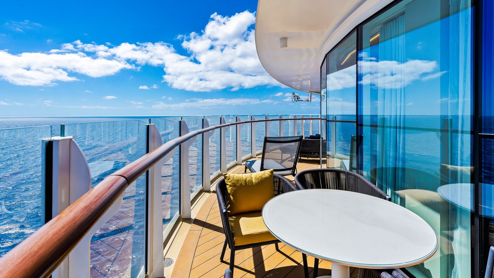 Wonder of the Seas Spacious AquaTheater Suite - 1 Bedroom (A3) balcony