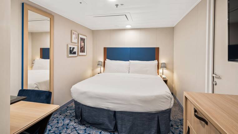 Utopia of the Seas Connecting Interior (CI) cabin, photo 1 of 2