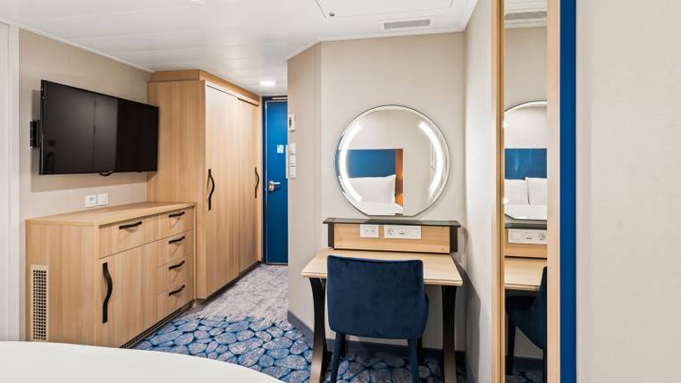 Utopia of the Seas Connecting Interior (CI) photo