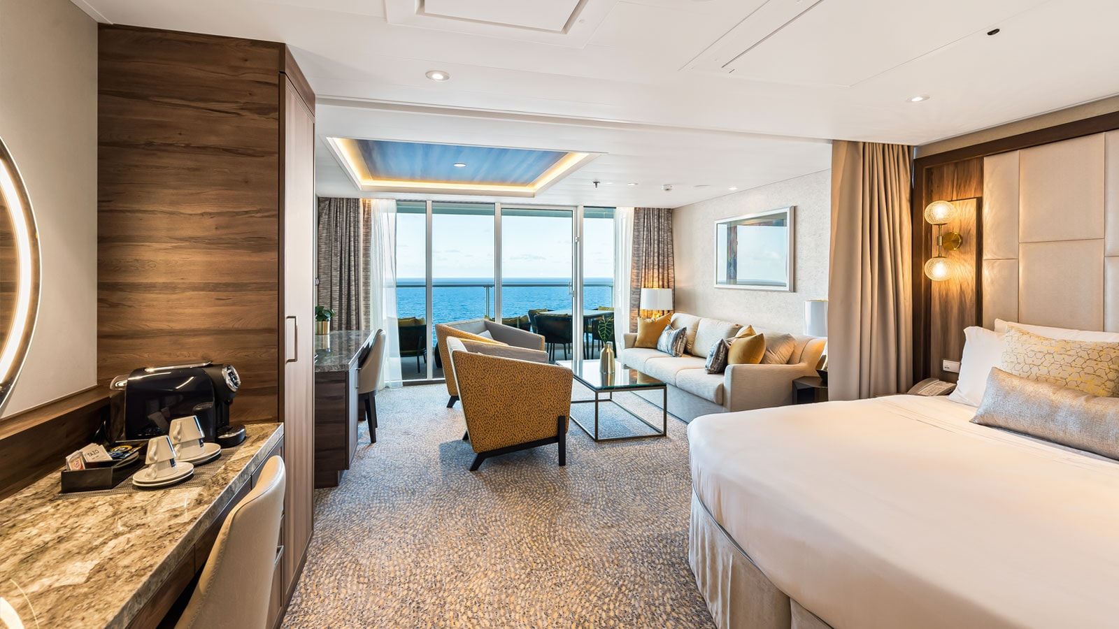 Wonder of the Seas Grand Suite - 1 Bedroom - Accessible (GS) bedroom, photo 1 of 3