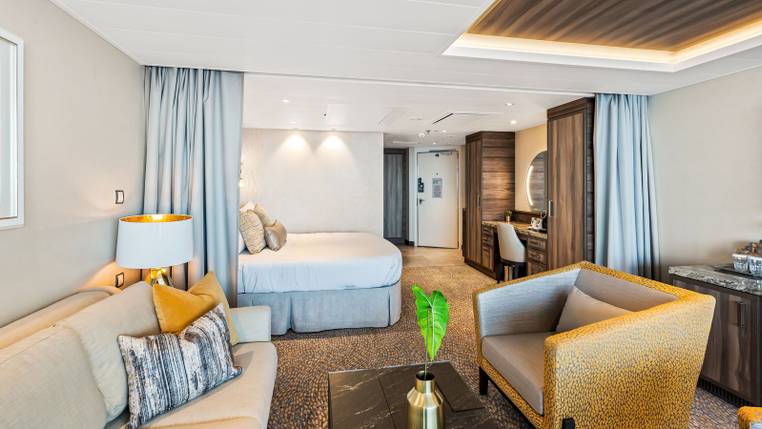Utopia of the Seas Grand Suite - 1 Bedroom (GS) bedroom, photo 3 of 5