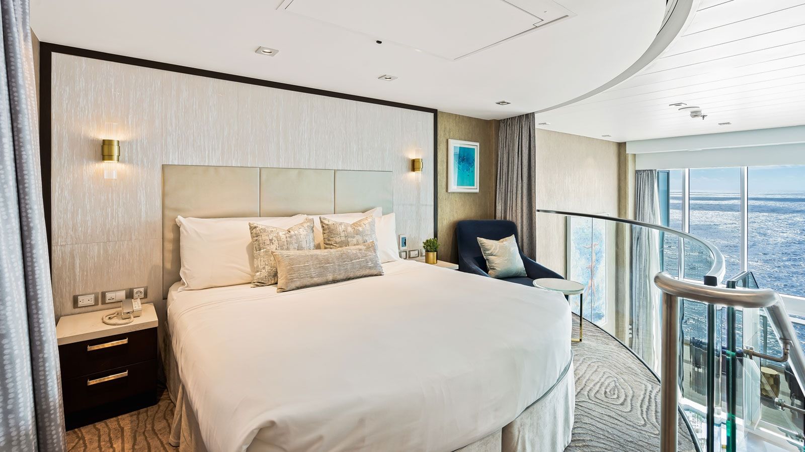 Wonder of the Seas Crown Loft Suite (L1) bedroom, photo 1 of 2