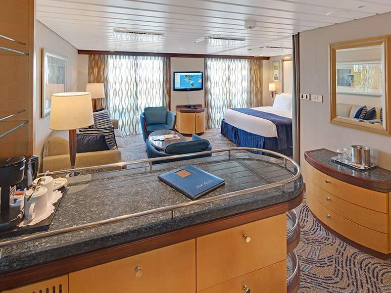 Voyager of the Seas Grand Suite - 1 Bedroom (GS) photo