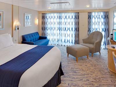 Voyager of the Seas Junior Suite (J3) cabin, photo 1 of 4