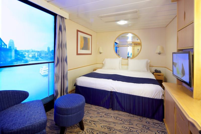 Voyager of the Seas Interior with Virtual Balcony (2U) cabin, photo 6 of 6