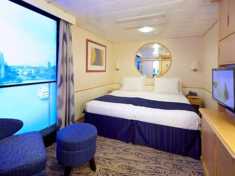 Voyager of the Seas Interior with Virtual Balcony (2U) cabin, photo 6 of 6