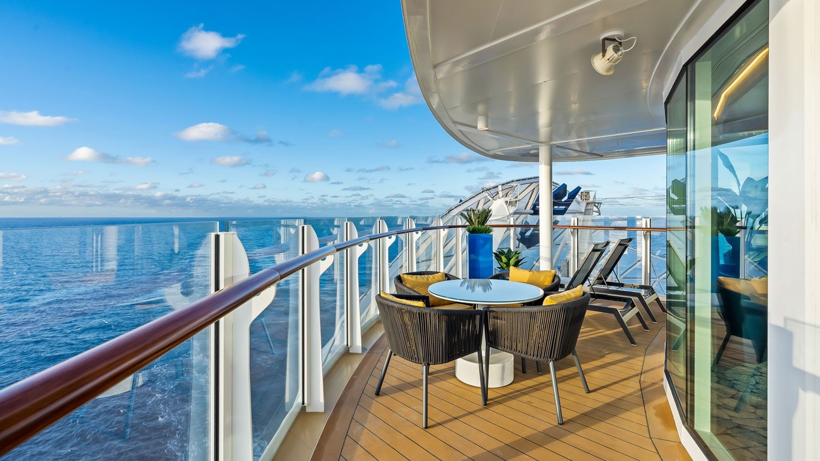 Wonder of the Seas AquaTheater Suite with Large Balcony - 2 Bedrooms (A2) balcony, photo 2 of 2